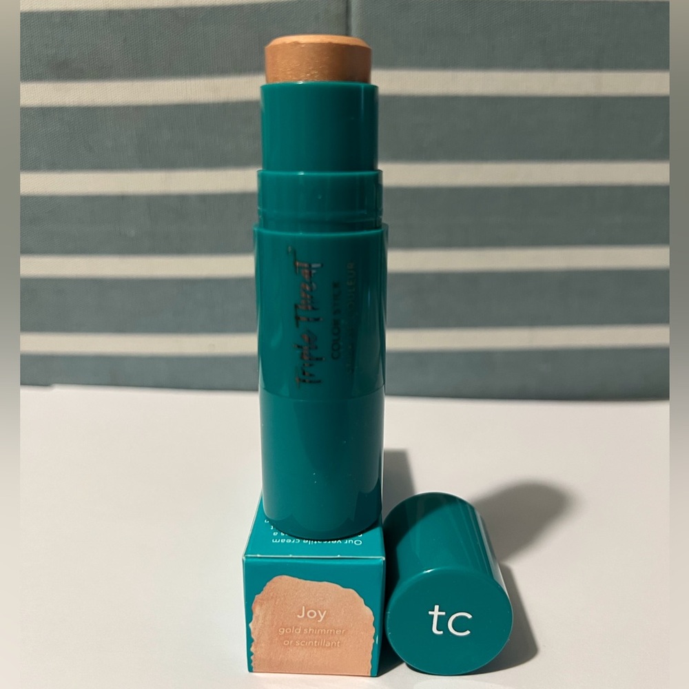 thrive causemetics Joy Gold Shimmer Highlighter Stick